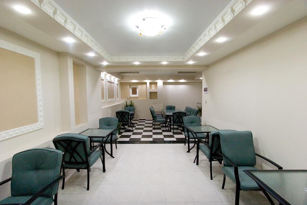 Hotel Viana Лутра-Едіпсу Екстер'єр фото