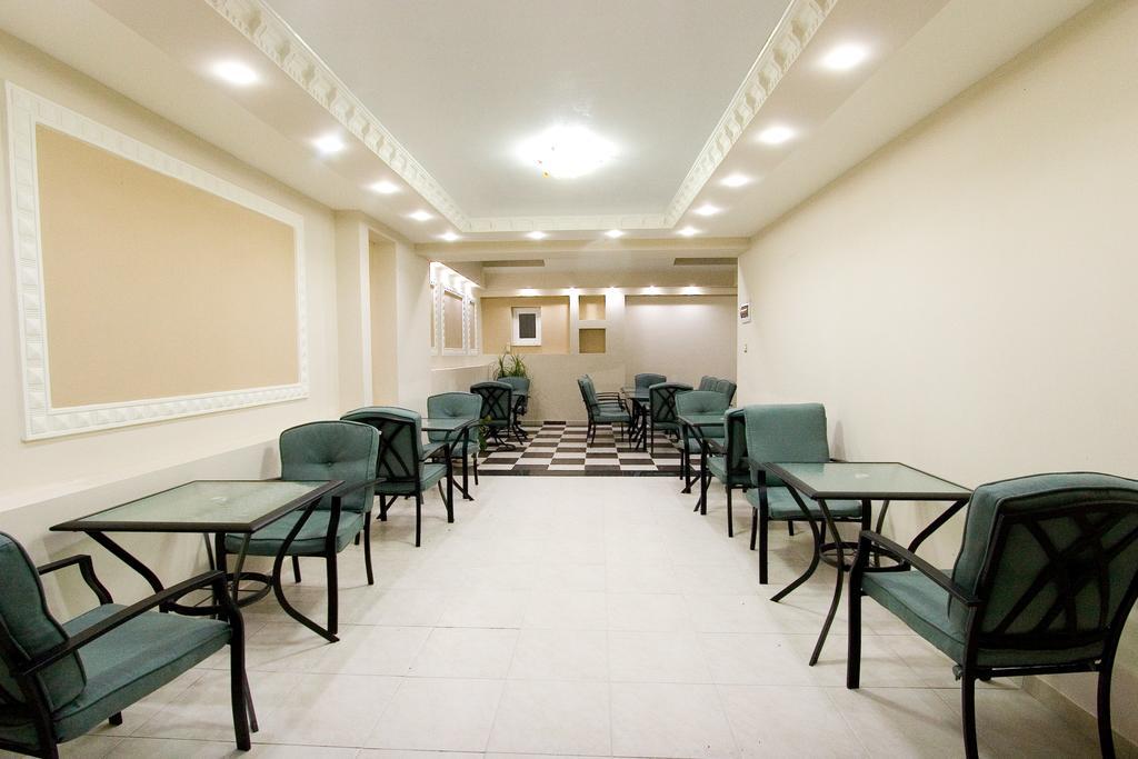 Hotel Viana Лутра-Едіпсу Екстер'єр фото